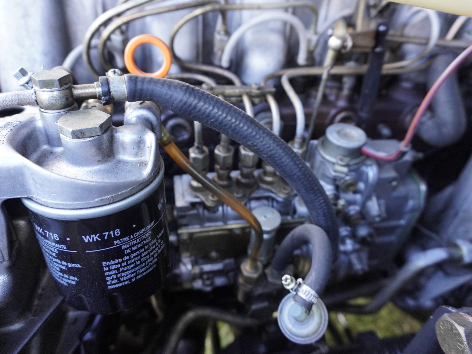 Injection pump and Mann WK 716 fuel filter